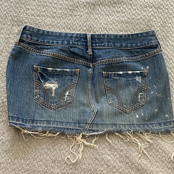Hollister Distressed Jean Skirt - Picture 2 of 3